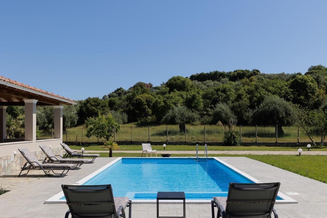 Country Villa Verde - 2Floor Family Home Kouramaditika Esterno foto