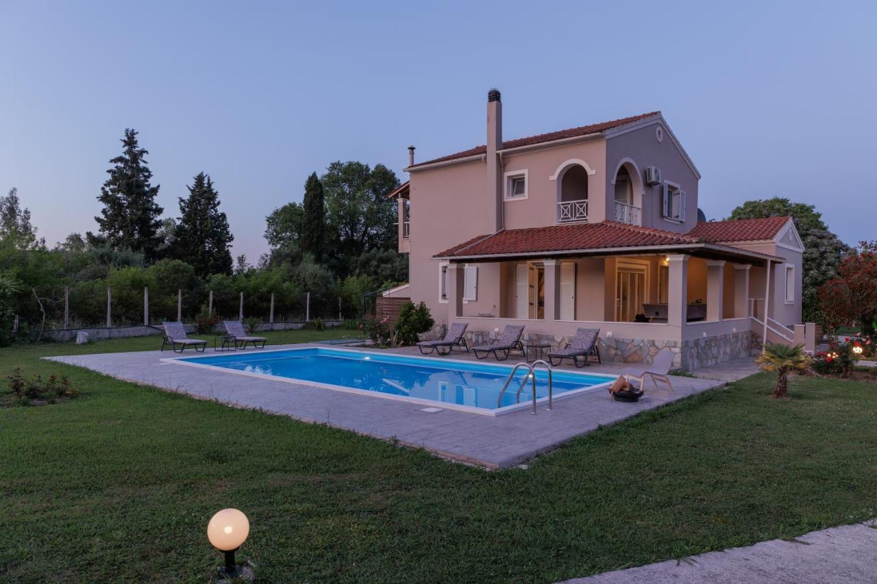 Country Villa Verde - 2Floor Family Home Kouramaditika Esterno foto